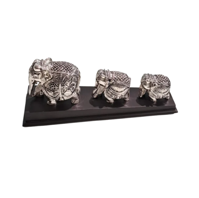 Silver Elephant Family Showpiece - Image 1